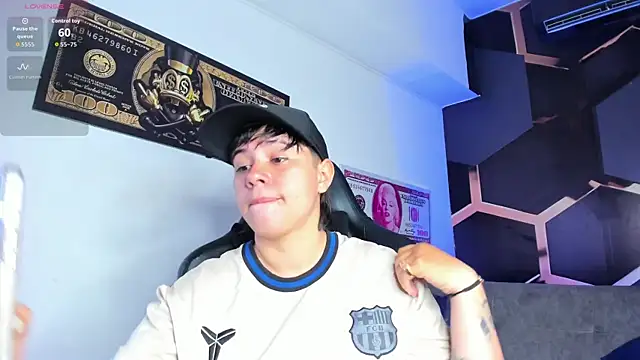 AbbySmiitth  online show from October 14, 2025, 7:03 pm