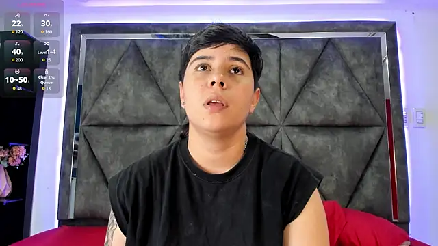 Snapshot of AbbySmiitth_ chatting on May 1, 2026, 9:20 pm AbbySmiitth online show from May 1, 2026, 9:20 pm