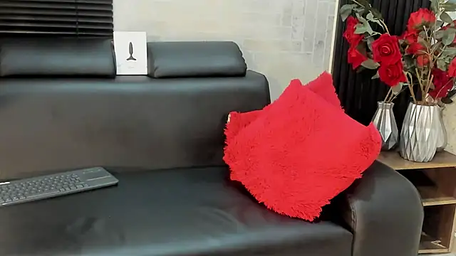 Snapshot of KENDER21_ chatting on March 20, 2025, 6:52 am KENDER21 online show from March 20, 2025, 6:52 am