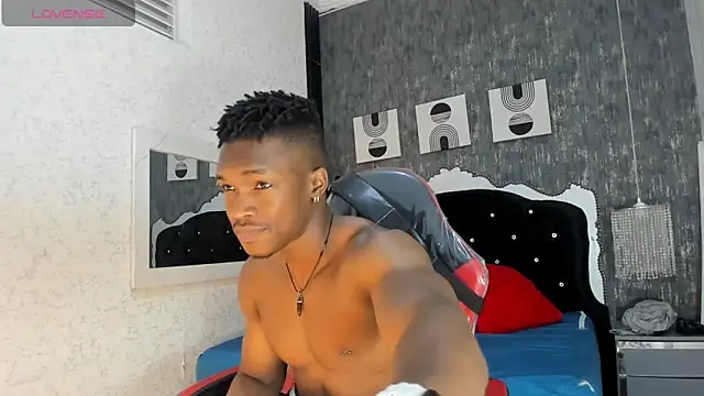 KENDER21  online show from October 28, 2025, 8:30 pm