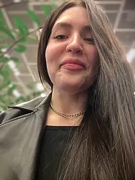 Snapshot of meow_girl chatting on February 23, 2025, 10:17 am meow girl online show from February 23, 2025, 10:17 am