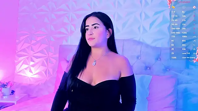 Snapshot of Miss_Ivy4 chatting on January 25, 2025, 3:51 am Miss Ivy4 online show from January 25, 2025, 3:51 am