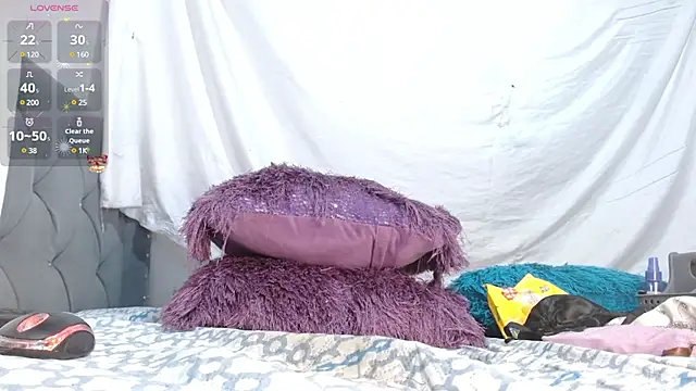 imtiffany w online show from January 31, 2025, 1:02 pm