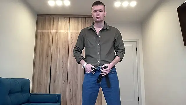 Snapshot of cute_mark chatting on April 3, 2026, 6:42 am cute mark online show from April 3, 2026, 6:42 am