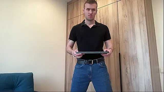 Snapshot of cute_mark chatting on March 15, 2026, 5:25 am cute mark online show from March 15, 2026, 5:25 am