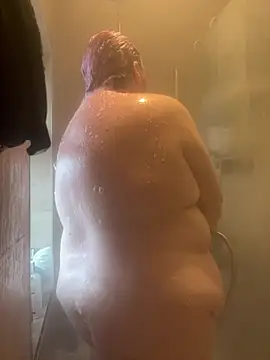 Snapshot of BBW_GoddessK chatting on January 12, 2025, 12:44 pm BBW GoddessK online show from January 12, 2025, 12:44 pm