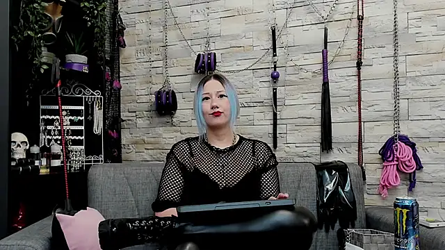 CruelMistress online show from January 18, 2026, 1:20 am