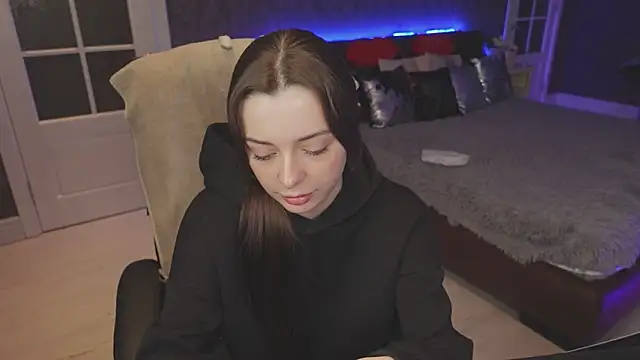 Snapshot of DinaCandy chatting on January 29, 2025, 2:53 pm DinaCandy online show from January 29, 2025, 2:53 pm