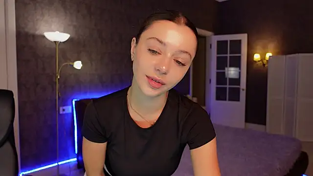 Snapshot of DinaCandy chatting on October 1, 2025, 9:58 am DinaCandy online show from October 1, 2025, 9:58 am