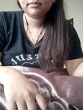 rituu07 online show from October 29, 2025, 6:45 am