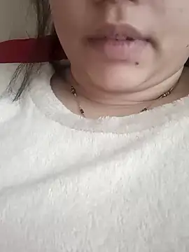 rituu07 online show from February 19, 2025, 3:39 am