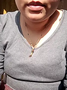 rituu07 online show from December 11, 2024, 4:18 am