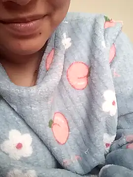 rituu07 online show from February 20, 2025, 10:37 am