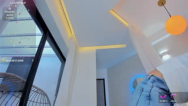 Venusflame   online show from September 26, 2025, 12:01 pm