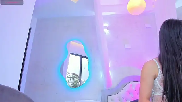 Venusflame   online show from September 17, 2025, 1:46 pm