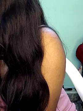 Snapshot of Ishaani_0 chatting on February 17, 2026, 4:37 pm Ishaani 0 online show from February 17, 2026, 4:37 pm