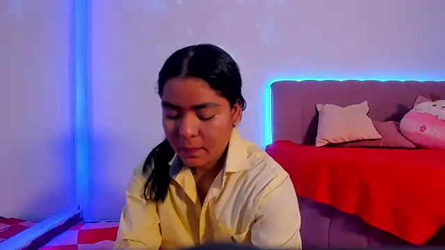 HayamiKioto online show from December 17, 2025, 12:54 pm