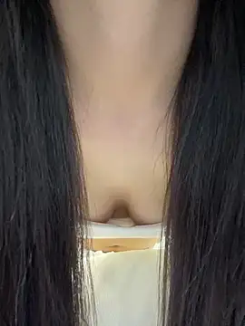 Snapshot of xyebobs chatting on September 18, 2025, 2:20 pm xyebobs online show from September 18, 2025, 2:20 pm