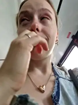 Public Katrisha online show from December 2, 2025, 1:46 pm