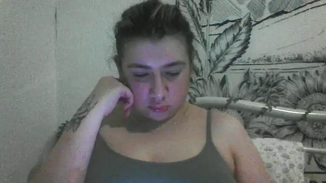 CamilaCherryX online show from March 18, 2026, 7:37 pm