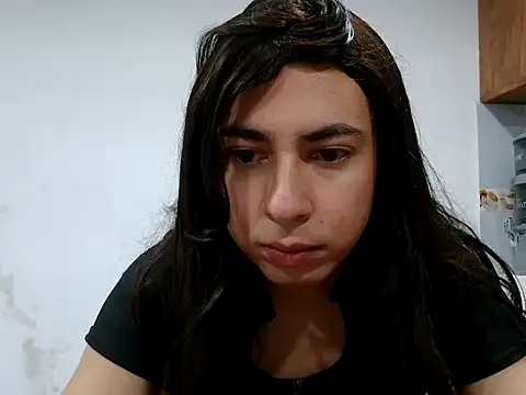 Yasmin Paez99 online show from May 9, 2026, 1:42 am