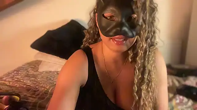 Snapshot of SCARLET-SANTANA chatting on January 7, 2026, 10:04 pm SCARLET-SANTANA online show from January 7, 2026, 10:04 pm