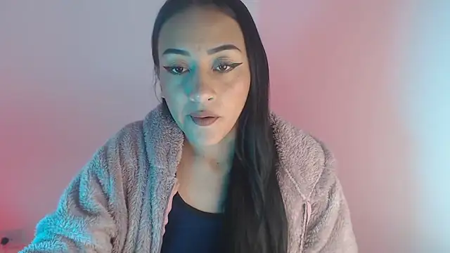 Snapshot of Little_aphrodite chatting on September 26, 2025, 4:08 am Little aphrodite online show from September 26, 2025, 4:08 am