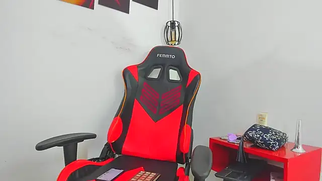 Little aphrodite online show from November 7, 2025, 11:52 pm