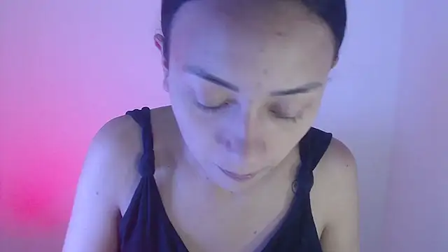 Snapshot of Little_aphrodite chatting on September 30, 2025, 10:27 pm Little aphrodite online show from September 30, 2025, 10:27 pm