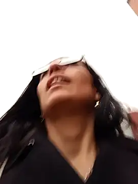 Snapshot of chloewildd_ chatting on October 23, 2025, 10:41 pm chloewildd online show from October 23, 2025, 10:41 pm