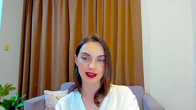 Snapshot of LovelyeeMia chatting on October 18, 2025, 2:41 pm LovelyeeMia online show from October 18, 2025, 2:41 pm