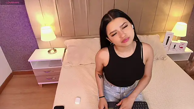 megan bat online show from January 28, 2025, 12:00 pm