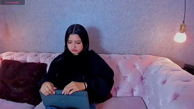 megan bat online show from February 1, 2025, 4:00 pm