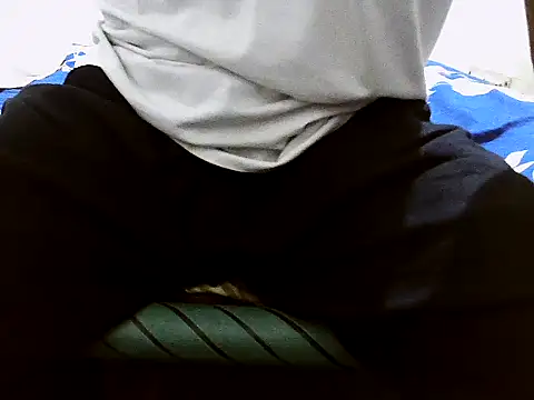 Snapshot of sexyguy1231 chatting on April 22, 2026, 6:58 pm sexyguy1231 online show from April 22, 2026, 6:58 pm