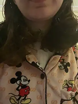 Snapshot of Golin-24 chatting on February 11, 2026, 10:42 pm Golin-24 online show from February 11, 2026, 10:42 pm