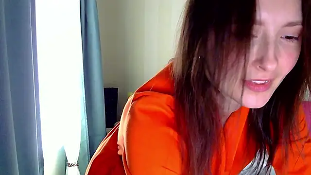 LilyXSky online show from October 13, 2025, 1:45 pm