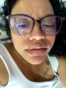 Snapshot of angela_angels_ chatting on September 22, 2025, 1:22 am angela angels online show from September 22, 2025, 1:22 am