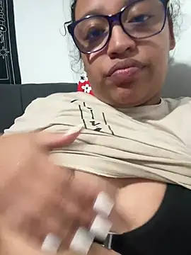 Snapshot of angela_angels_ chatting on February 23, 2025, 9:59 pm angela angels online show from February 23, 2025, 9:59 pm