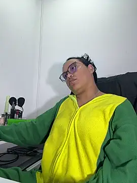 Snapshot of angela_angels_ chatting on September 21, 2025, 3:44 am angela angels online show from September 21, 2025, 3:44 am