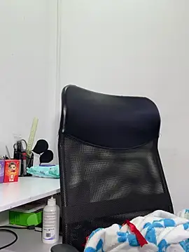 Snapshot of angela_angels_ chatting on September 29, 2025, 1:56 am angela angels online show from September 29, 2025, 1:56 am