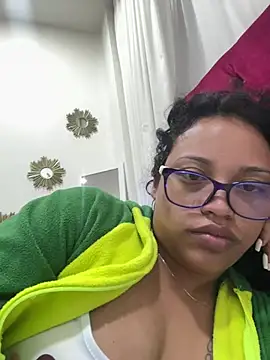 Snapshot of angela_angels_ chatting on February 10, 2025, 11:15 am angela angels online show from February 10, 2025, 11:15 am