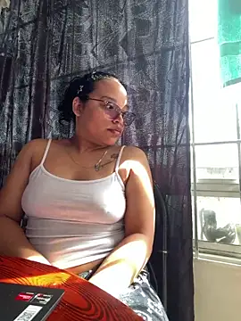 Snapshot of angela_angels_ chatting on June 10, 2026, 1:34 pm angela angels online show from June 10, 2026, 1:34 pm