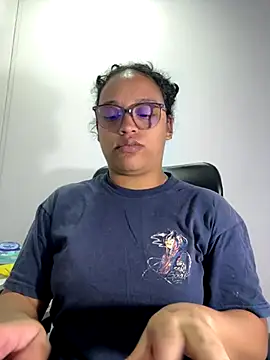 Snapshot of angela_angels_ chatting on October 11, 2025, 4:02 am angela angels online show from October 11, 2025, 4:02 am