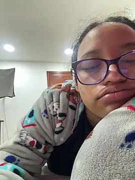 Snapshot of angela_angels_ chatting on February 22, 2025, 12:18 pm angela angels online show from February 22, 2025, 12:18 pm