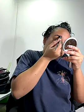 Snapshot of angela_angels_ chatting on October 12, 2025, 10:22 pm angela angels online show from October 12, 2025, 10:22 pm