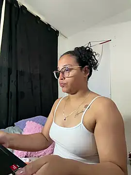 Snapshot of angela_angels_ chatting on May 31, 2026, 8:09 pm angela angels online show from May 31, 2026, 8:09 pm