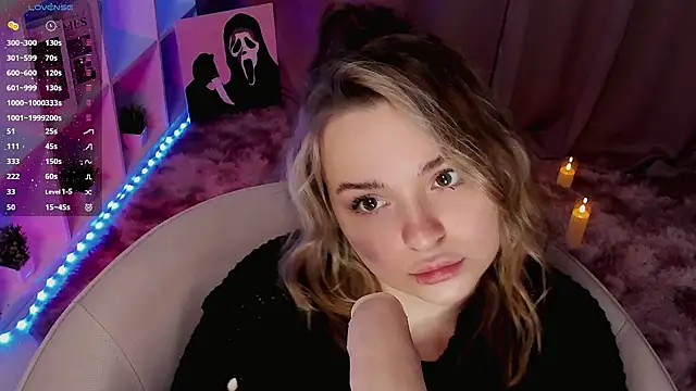 Snapshot of AlliceBrown_ chatting on February 21, 2025, 5:42 pm AlliceBrown online show from February 21, 2025, 5:42 pm