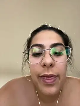 Snapshot of cheke42000 chatting on December 28, 2024, 12:36 am cheke42000 online show from December 28, 2024, 12:36 am