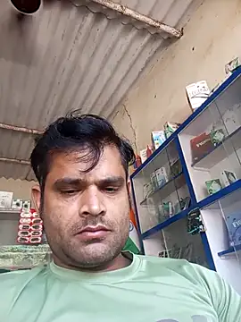 Snapshot of Priynkarani chatting on November 29, 2025, 4:56 am Priynkarani online show from November 29, 2025, 4:56 am