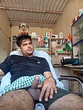 Snapshot of Priynkarani chatting on November 28, 2025, 5:07 am Priynkarani online show from November 28, 2025, 5:07 am